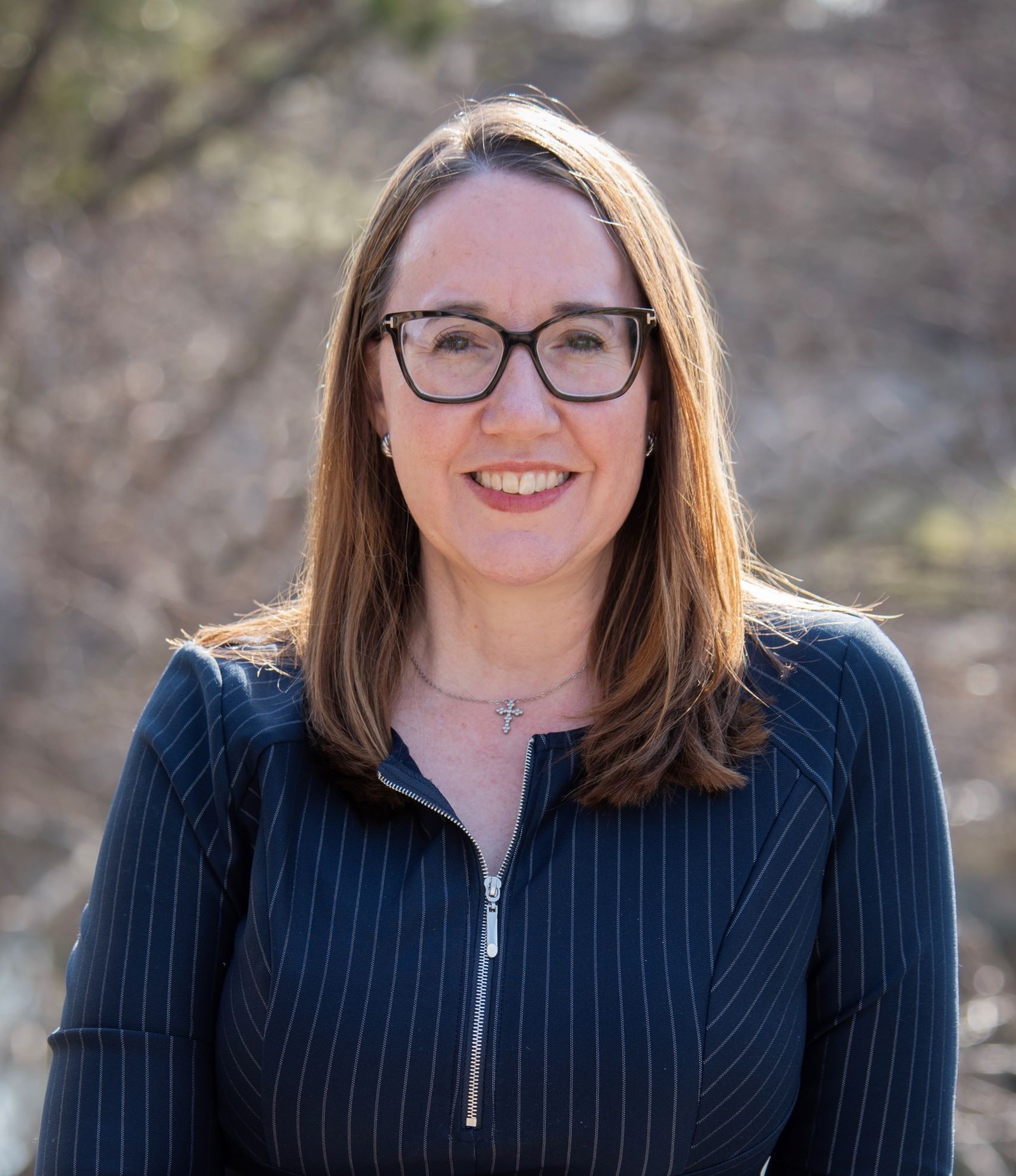 Julie Woolley, J.D. Headshot